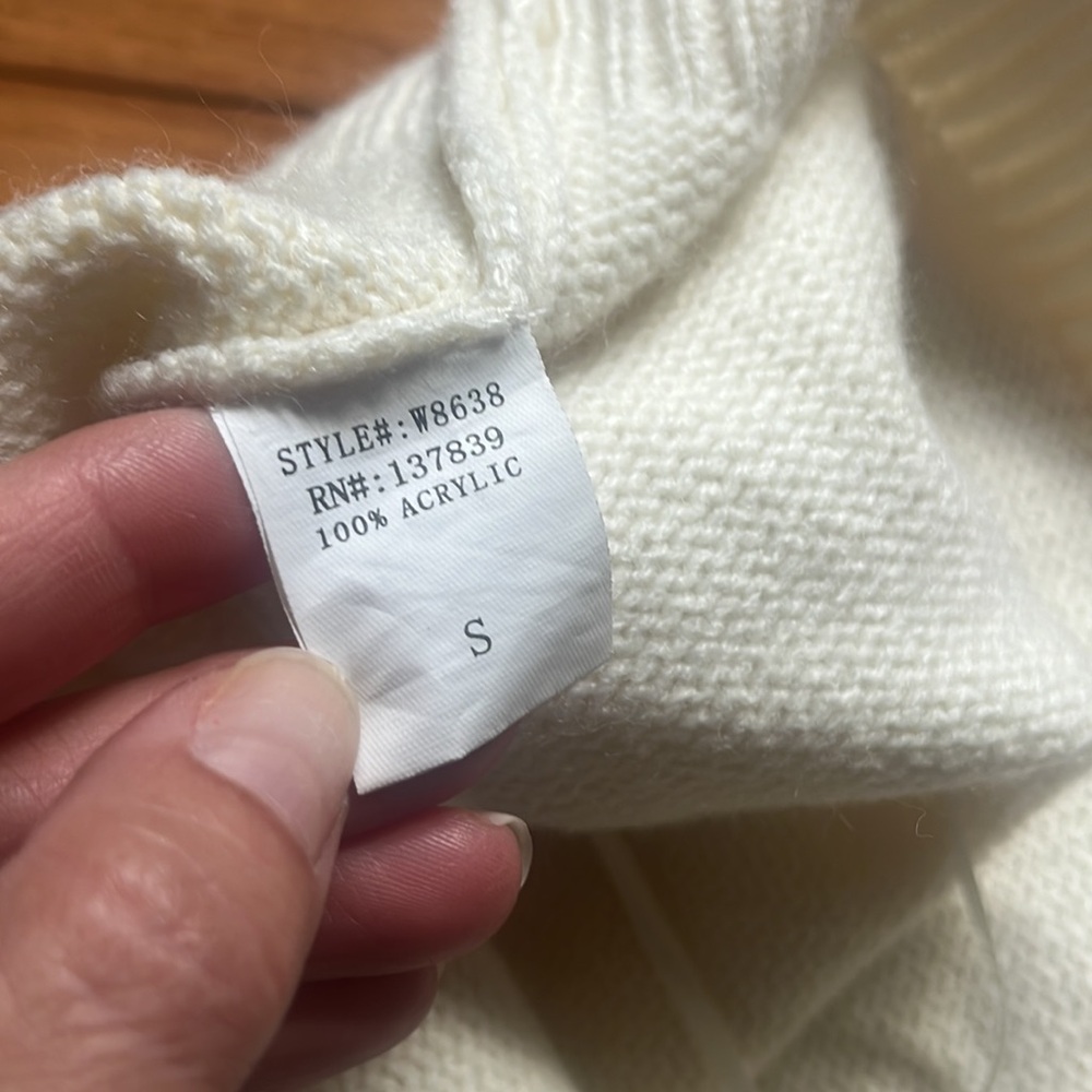 Cream Knit Acrylic Sweater Tank Small Women’s dreamers by debut Crop Tank Top - Picture 5 of 7